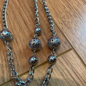 Silver Fashion Necklace with Detailed Bobbles